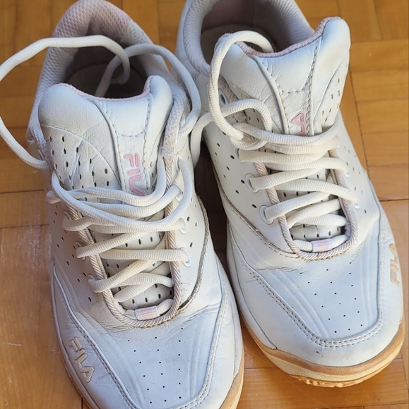 Fila girls shoes - Picture 3 of 14